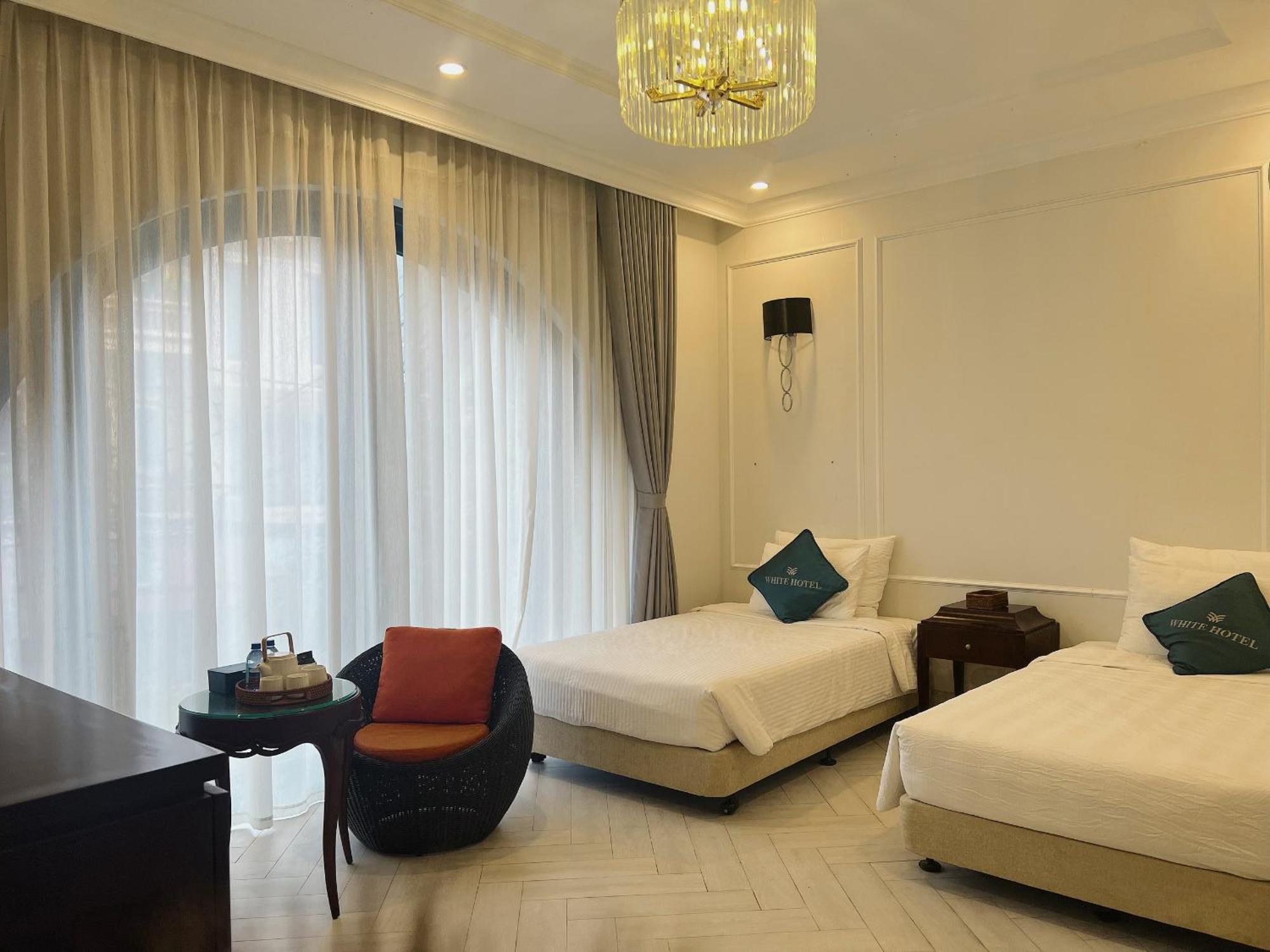 White Hotel Lang Son Buitenkant foto